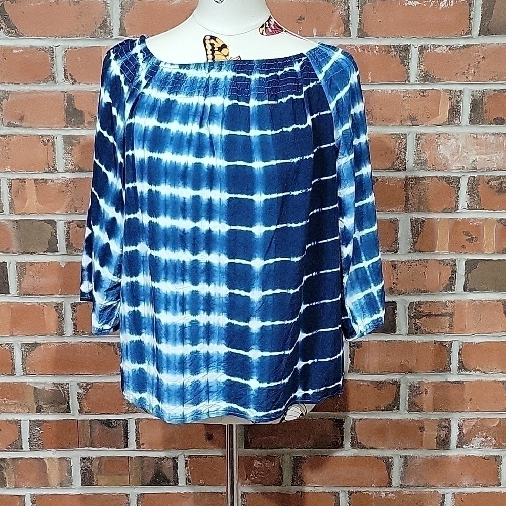 LOVESTITCH tie dye blue and white top. Size is Medium. 100% rayon